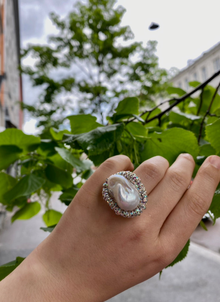 Baroque Diamond Ring Silver